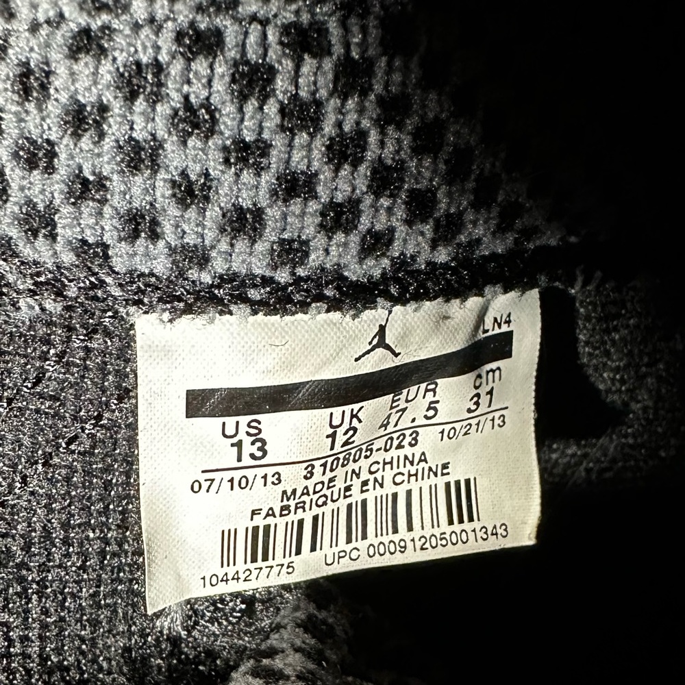 Air Jordan 10 (cool grey, black- infrared) men’s size 13